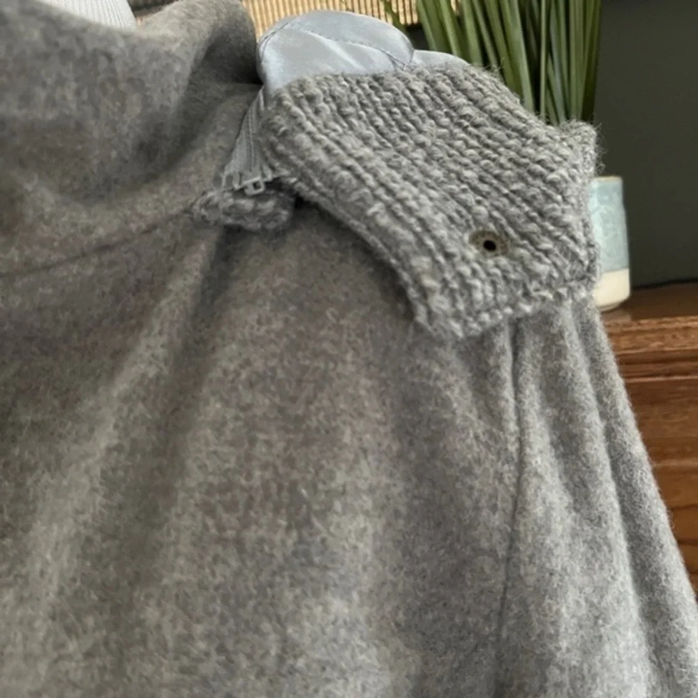 EMU Australia‎ Gray Wool Jacket Coat Sz. S